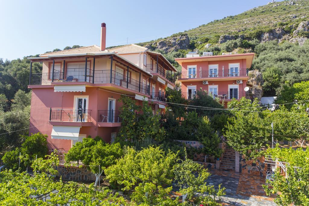Studios Ristas 2 Parga Exteriér fotografie